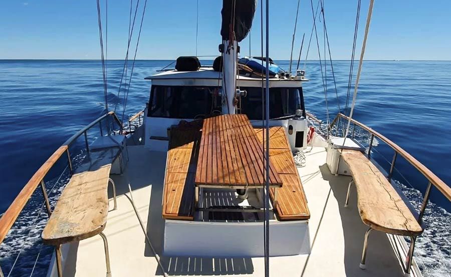 Christmas Cruises on Major Tom deck