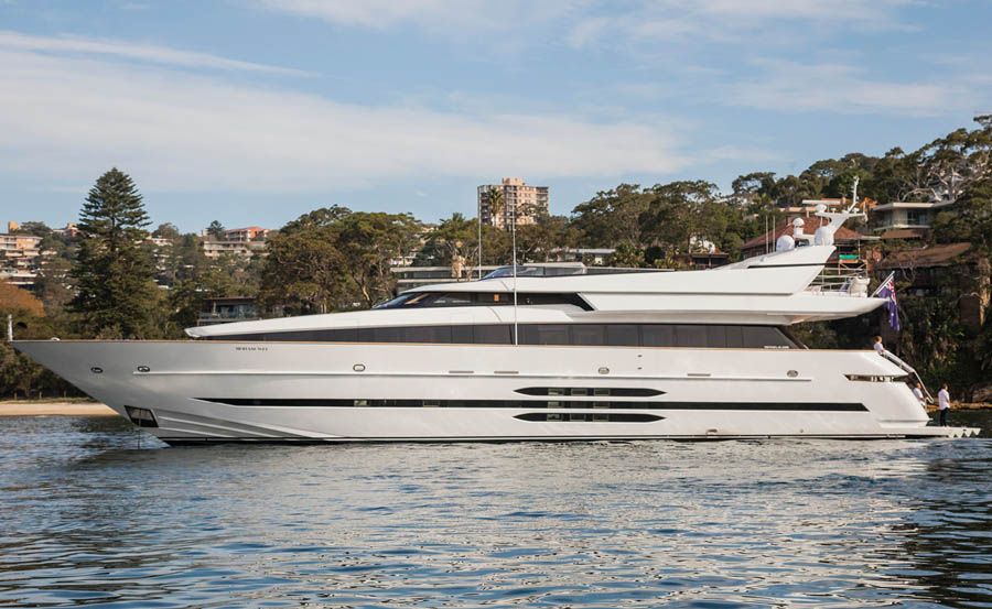 https://www.anyboat.com.au/media/catalog/product/cache/3d98a21d93a47449f8fd839055ce5f12/m/o/mohasuwei-boat-hire-side-view_1.jpg