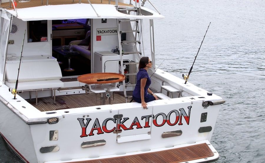 Yackatoon Boat Hire rear decal Yackatoon Boat Hire rear decal