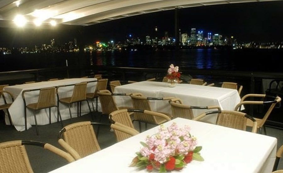 New Years Eve Cruises dining