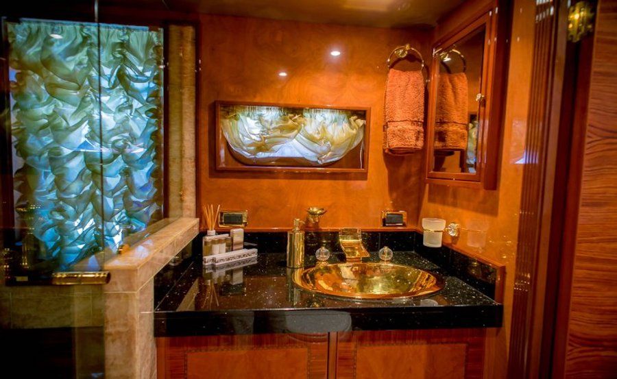 New years eve cruise on Patriot 1 bathroom New years eve cruise on Patriot 1 bathroom
