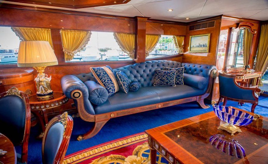 New years eve cruise on Patriot 1 main saloon New years eve cruise on Patriot 1 main saloon