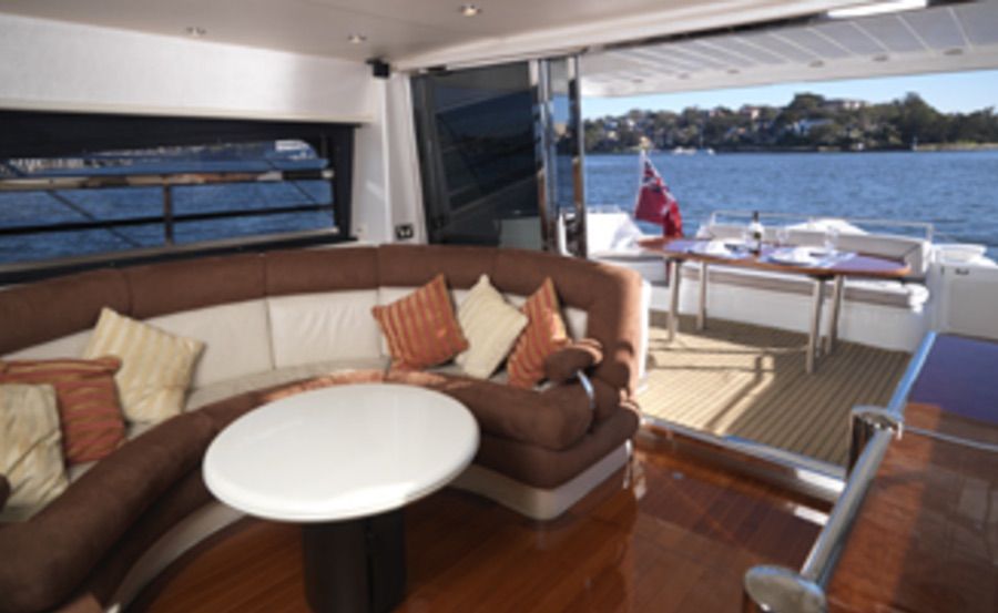 Cruise new years on Sun Seeker spacious lounge Cruise new years on Sun Seeker spacious lounge