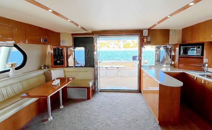 Boat Hire on Passion Main Saloon
