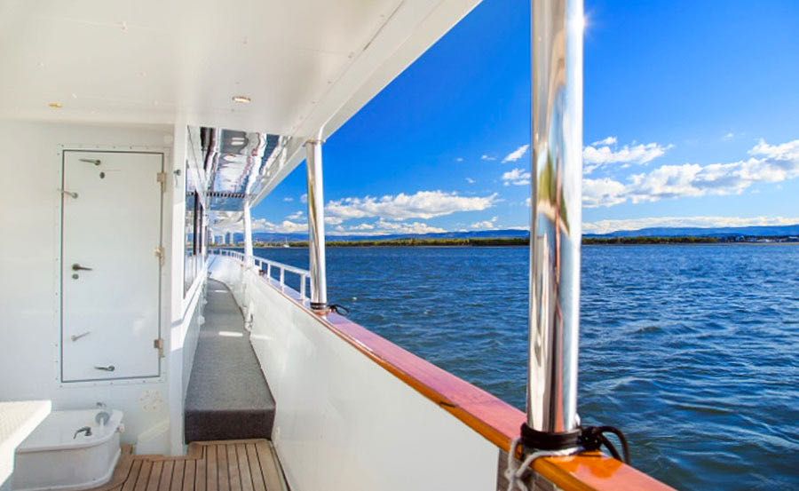 Boat Hire on Queen Royal Boat Hire on Queen Royal