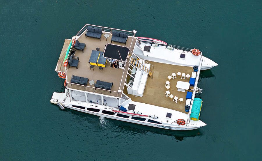 Boat hire on Rum Runner bird eye Boat hire on Rum Runner bird eye