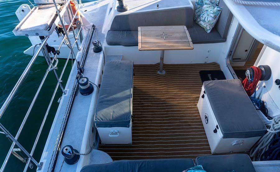 Vivid Cruises on Sea Monkey stern