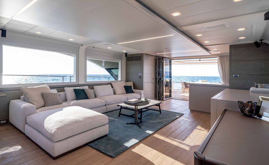New Year's Eve Cruises on Sirenuse Main Saloon on Lower Deck New Year's Eve Cruises on Sirenuse Main Saloon on Lower Deck