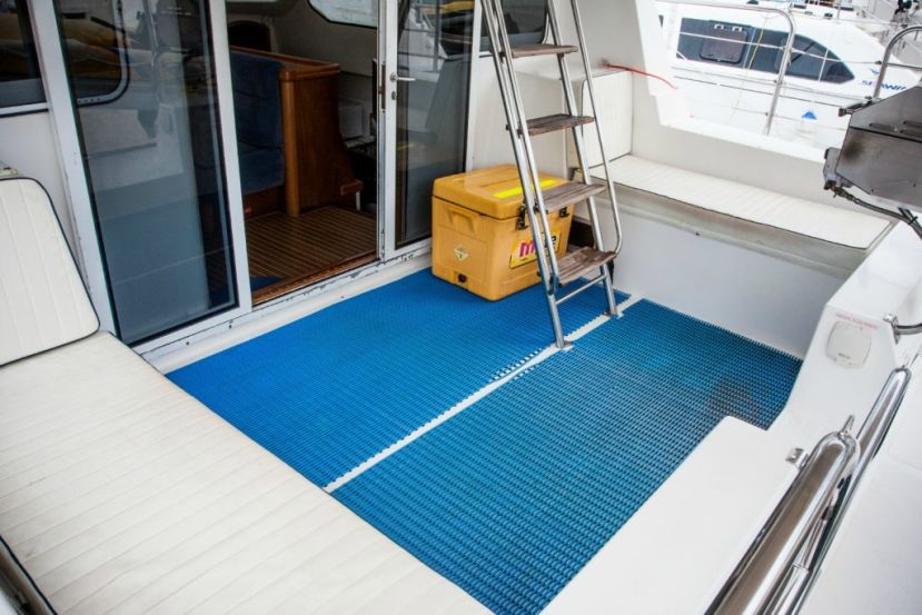 Rear deck on Whitsundays sailing on Divocean Rear deck on Whitsundays sailing on Divocean