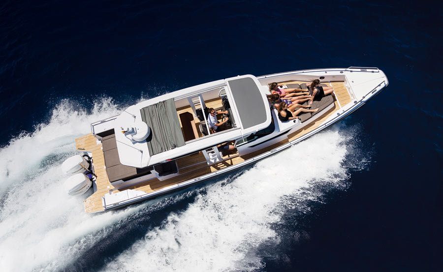 https://www.anyboat.com.au/media/catalog/product/cache/3d98a21d93a47449f8fd839055ce5f12/s/p/spectre-1_1.jpg