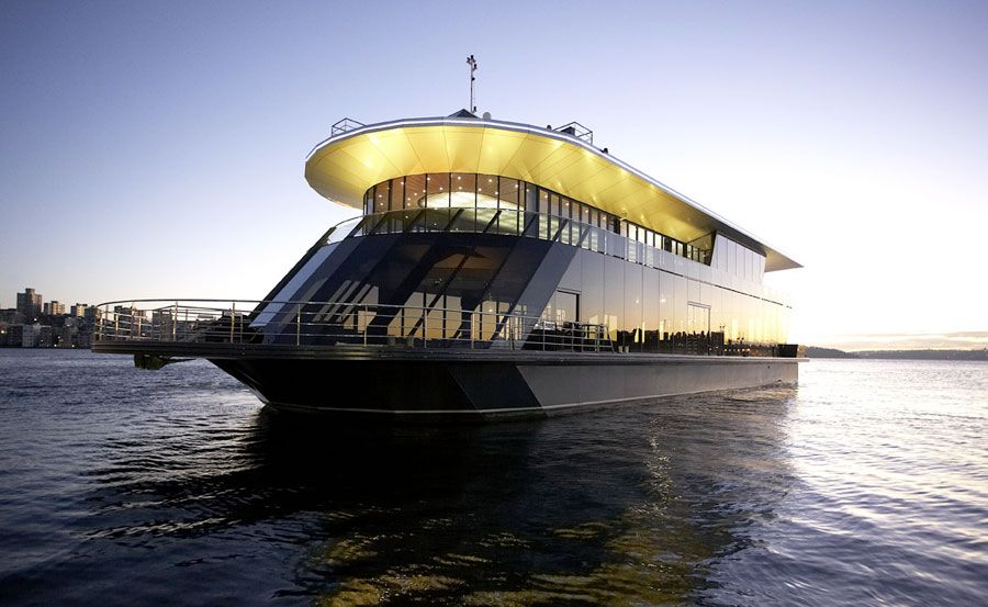 Starship Harbour Cruises on the harbour