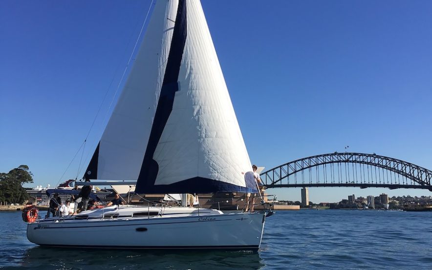 Sydney Sailing Experience on Sydney Harbour boat hire 
