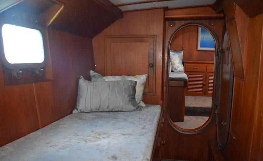 Whitsundays Boat Hire On Sydney Sundancer Whitsundays Boat Hire On Sydney Sundancer