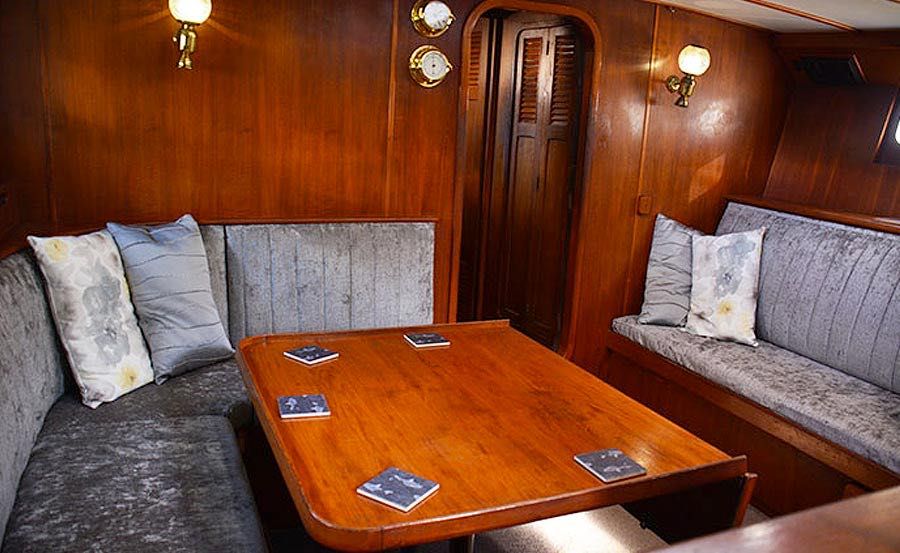 Whitsundays Boat Hire On Sydney Sundancer Whitsundays Boat Hire On Sydney Sundancer