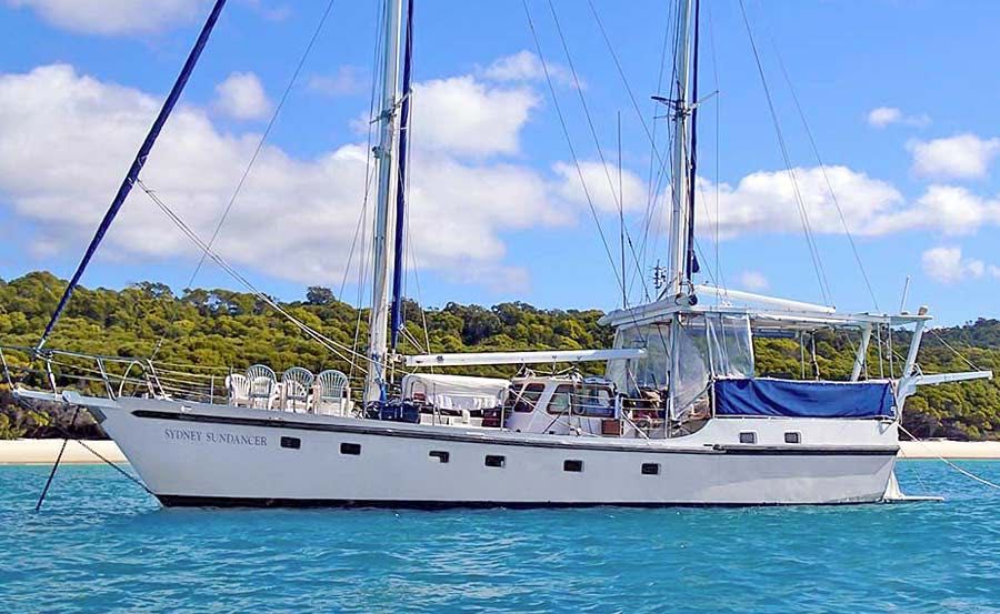 Whitsundays Boat Hire On Sydney Sundancer Whitsundays Boat Hire On Sydney Sundancer