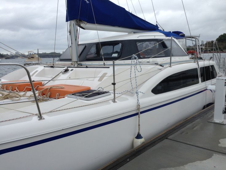 https://www.anyboat.com.au/media/catalog/product/cache/3d98a21d93a47449f8fd839055ce5f12/t/o/top-cat-boat-hire-1.jpg