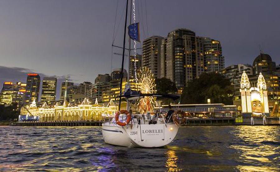 https://www.anyboat.com.au/media/catalog/product/cache/3d98a21d93a47449f8fd839055ce5f12/v/a/valentines-day-packages-5.jpg