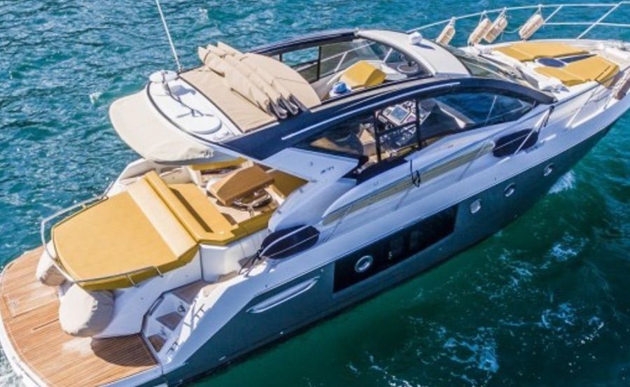 Vivid cruises on Aqualuxe aerial stern view