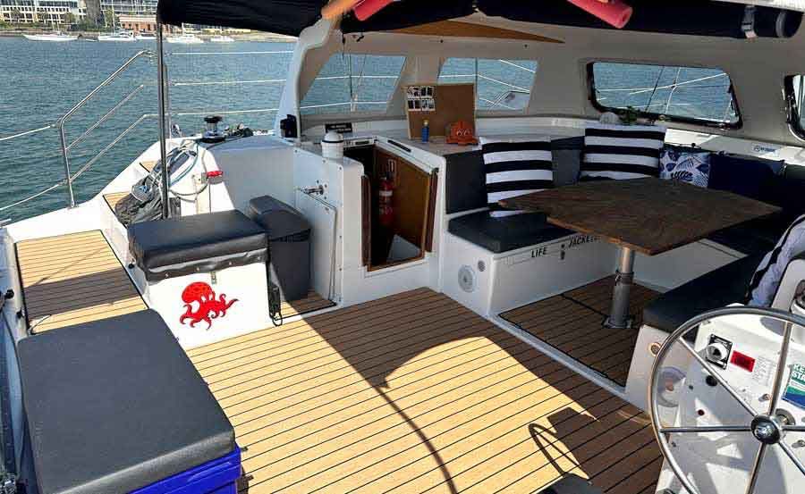 What's Kraken Boat Hire Main Saloon