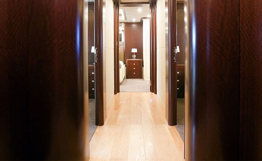 Whitsunday super yacht hire on Quantum hallway Whitsunday super yacht hire on Quantum hallway