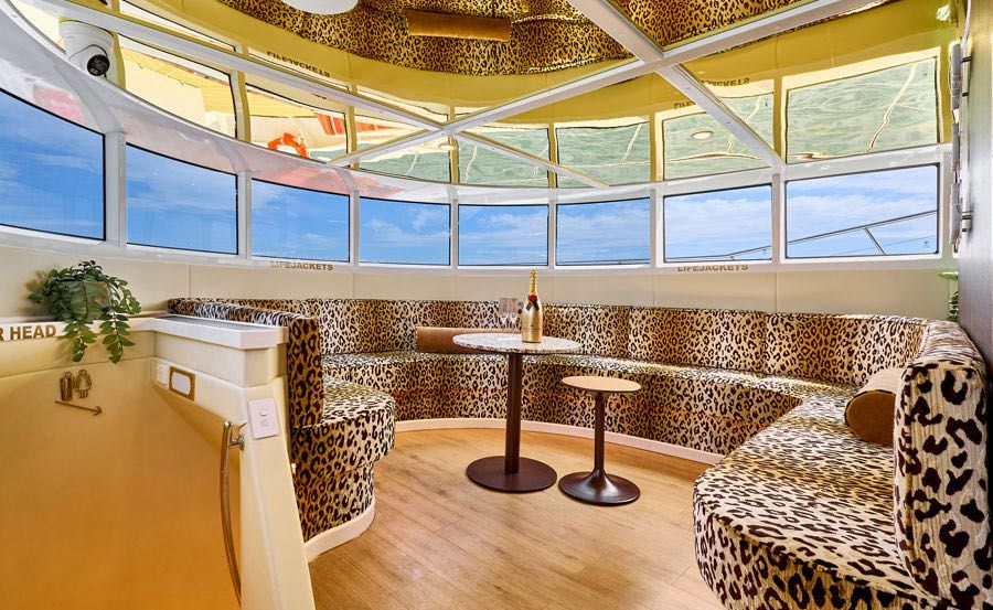 Boat Hire on YOT Viva lounge area Boat Hire on YOT Viva lounge area