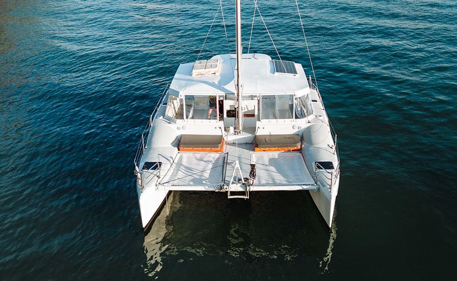 Boat Hire on Zeppelin front top view Boat Hire on Zeppelin front top view