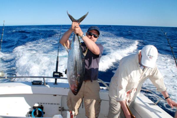 10 Reasons to Book a Fishing Charter | Any Boat