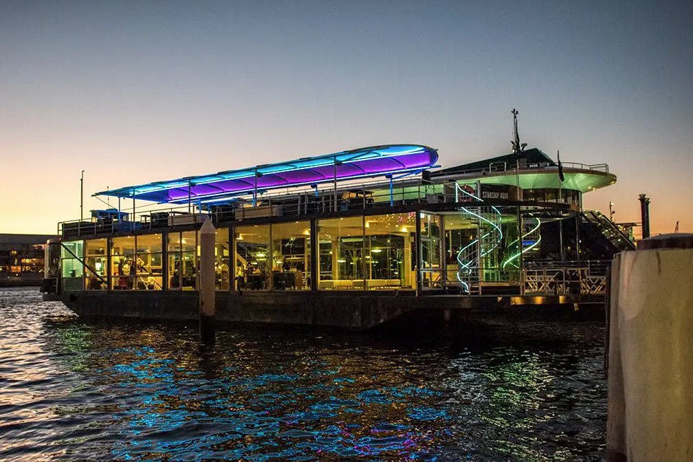 Starship Aqua Sydney Harbour Dinner Cruise