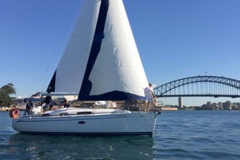 Sydney Harbour Boat hire on Sailling Yachts